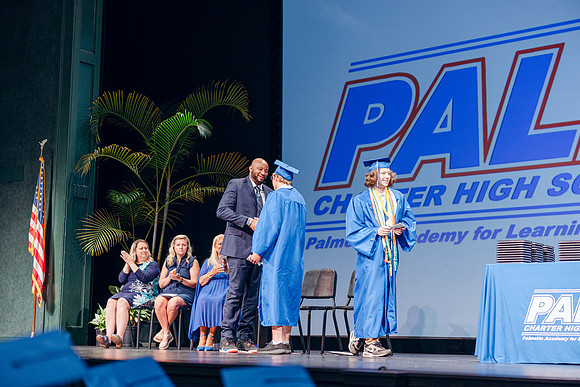 20260528 Palm, Graduation-0078